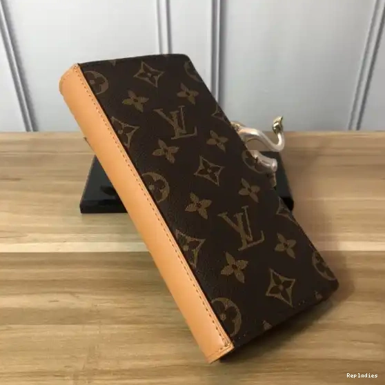 Rep ladies BRAZZA WALLET LOUIS VUITTON 0609